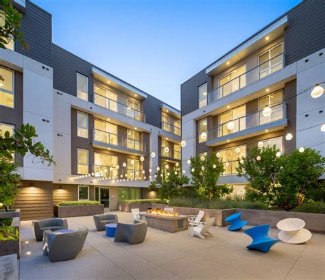 Los Angeles, CA furnished apartments have a range of amenities which include but are not limited to controlled access, Leed Certified, storage. . Furnished apartments los angeles